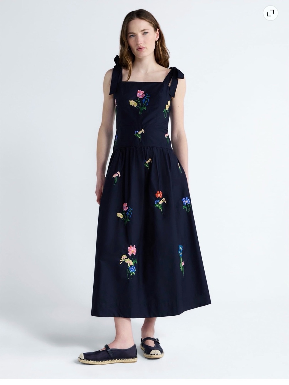 ISO NOT FOR SALE… looking for FREE ASSEMBLY MAXI FLORAL TIE DRESS in size XL